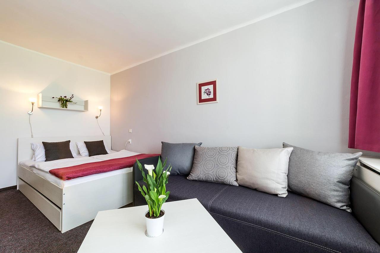 Hotel Racek Černá v Pošumaví Extérieur photo
