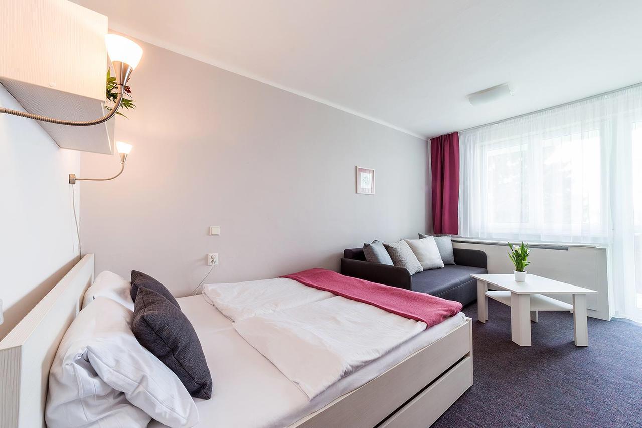 Hotel Racek Černá v Pošumaví Extérieur photo